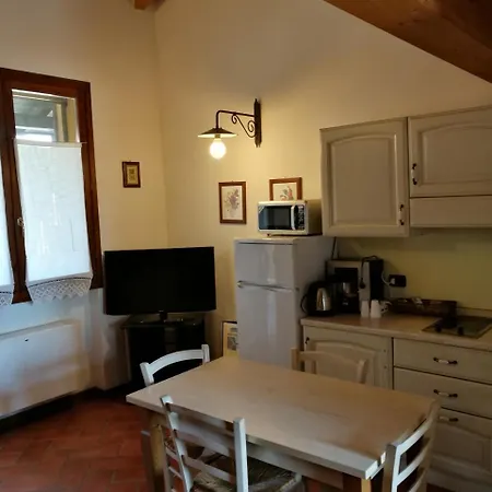 La Gaggianese Aparthotel Rosate